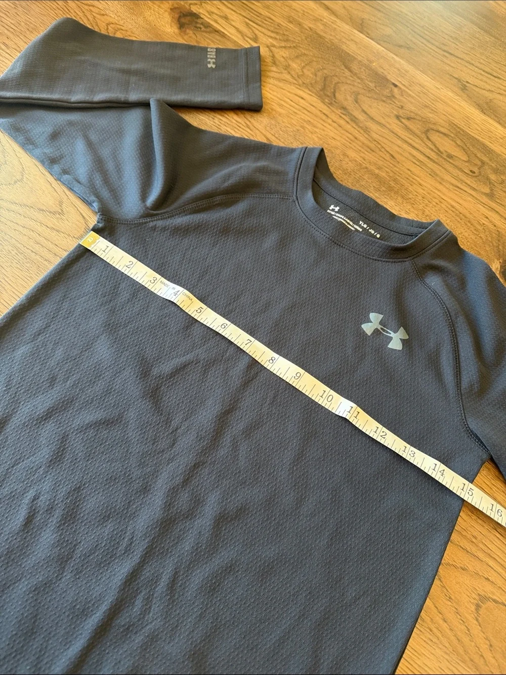 Under Armour Youth Large ColdGear Black Shirt Base 2.0
